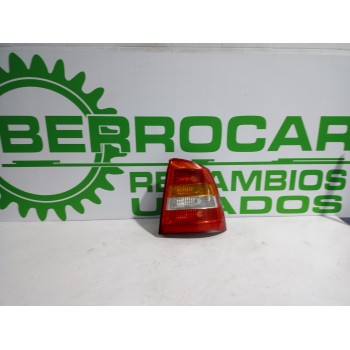 PILOTO TRASERO DERECHO 084421934R 