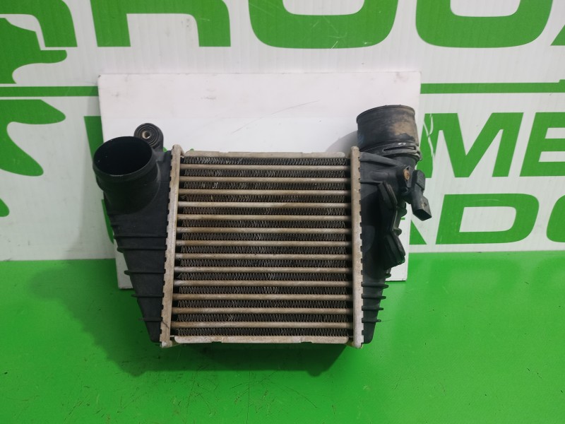 Recambio de intercooler para seat toledo (1m2) 1.9 tdi referencia OEM IAM 1J0145803F  
