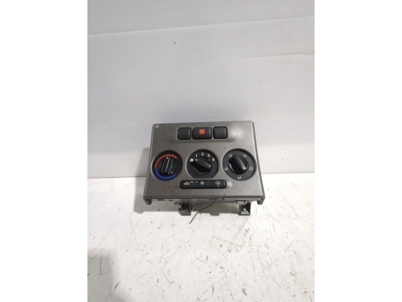 Recambio de mando climatizador para opel zafira a monospace (t98) 2.0 dti 16v (f75) referencia OEM IAM 024420732  