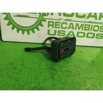 Recambio de caja reles / fusibles para volkswagen golf v berlina (1k1) 1.9 tdi referencia OEM IAM 1K0937701A  