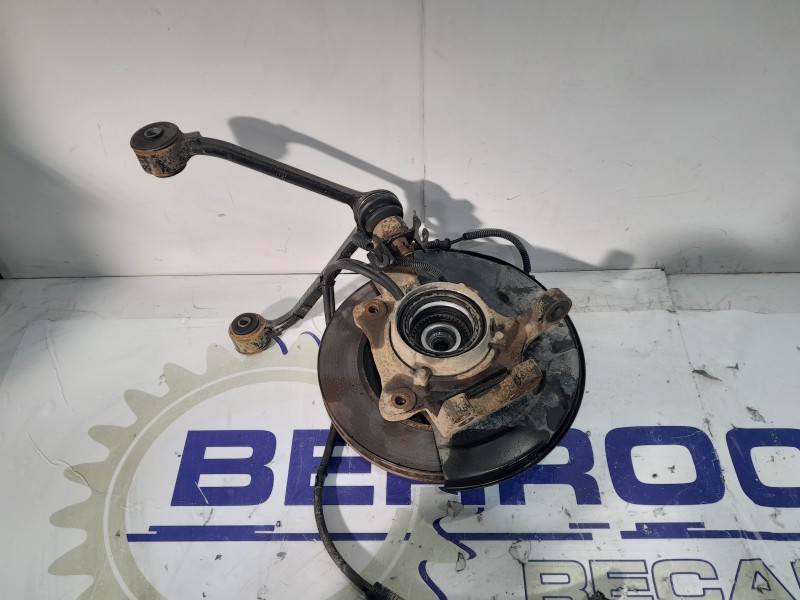 Recambio de mangueta delantera derecha para ssangyong kyron 2.0 xdi referencia OEM IAM 4124109008  