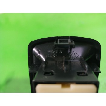 Recambio de mando elevalunas trasero izquierdo para dacia sandero laureate referencia OEM IAM 00235634T056  