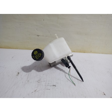 Recambio de bomba freno para opel grandland x design line referencia OEM IAM 0204821216  