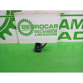 MANDO ELEVALUNAS TRASERO DERECHO 00235634T056 