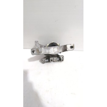 Recambio de soporte motor derecho para peugeot 508 referencia OEM IAM 4A103720  