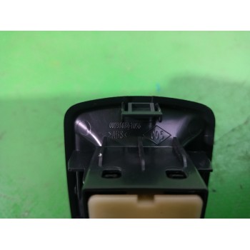 Recambio de mando elevalunas trasero derecho para dacia sandero laureate referencia OEM IAM 00235634T056  