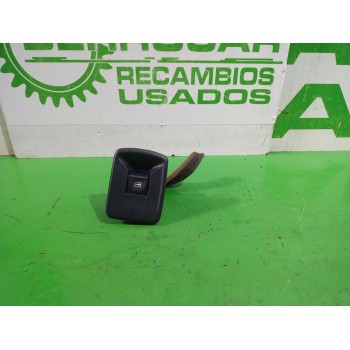 Recambio de mando elevalunas trasero derecho para dacia sandero laureate referencia OEM IAM 00235634T056  