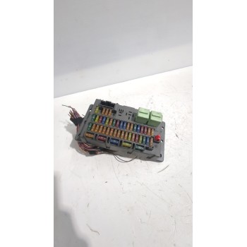 Recambio de caja reles / fusibles para mini mini (r50, r53) one referencia OEM IAM 61131480790  