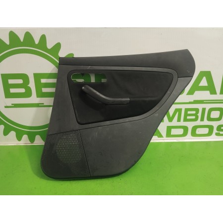 Recambio de guarnecido puerta trasera derecha para seat ibiza (6l1) 1.9 tdi referencia OEM IAM 6L4867212300  