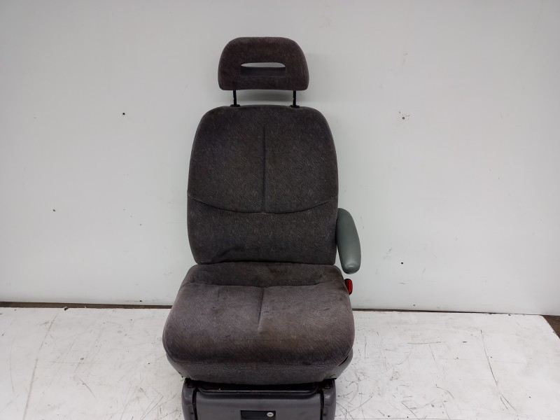 Recambio de asiento delantero derecho para chrysler voyager (gs) 2.5 td family referencia OEM IAM 4188465  