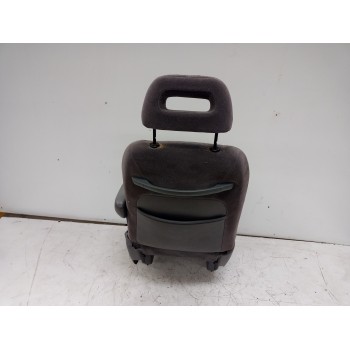 Recambio de asiento delantero derecho para chrysler voyager (gs) 2.5 td family referencia OEM IAM 4188465  
