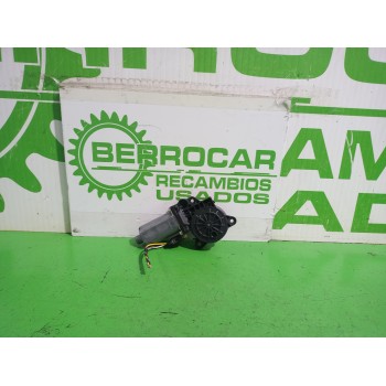 MOTOR ELEVALUNAS DELANTERO DERECHO 130821939 