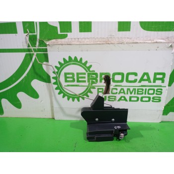 Recambio de cerradura puerta delantera derecha para dacia sandero laureate referencia OEM IAM 805026816R  