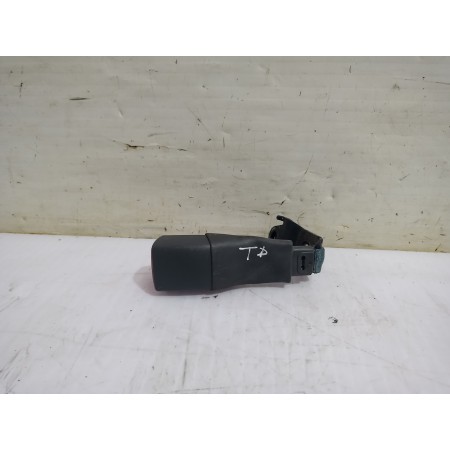 Recambio de enganche cinturon trasero derecho para toyota prius (nhw20) basis referencia OEM IAM 7338047010B0  