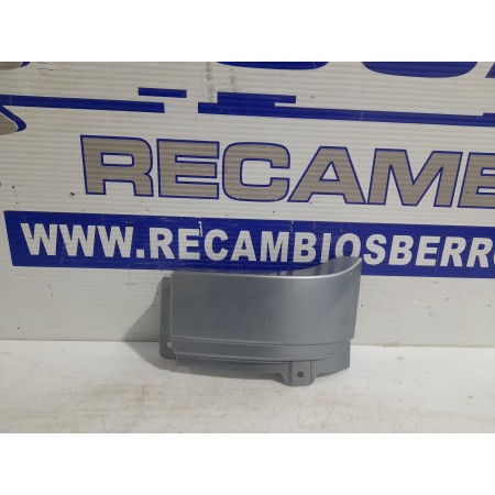 Recambio de moldura trasera derecha para opel zafira a elegance referencia OEM IAM 90580804  