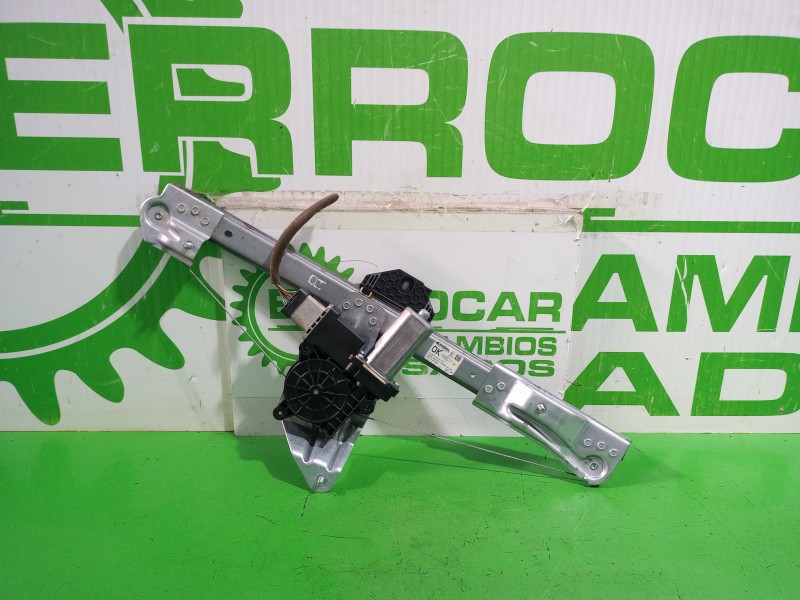 Recambio de elevalunas delantero izquierdo para dacia sandero laureate referencia OEM IAM 807211440R  