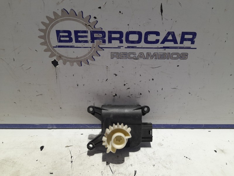 Recambio de motor apertura trampillas climatizador para seat leon (1p1) 1.9 tdi referencia OEM IAM 1K0907511D  