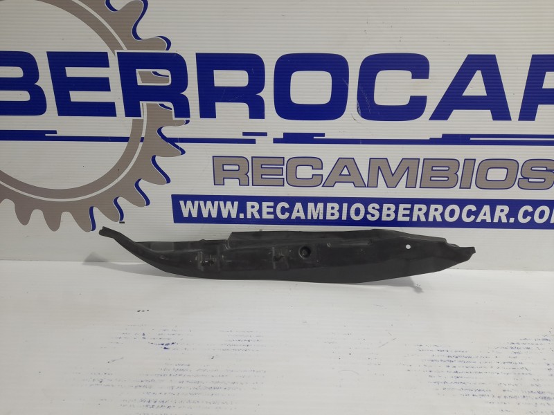 Recambio de moldura para suzuki swift berlina (mz) 1.3 16v cat referencia OEM IAM 72352-63J0  