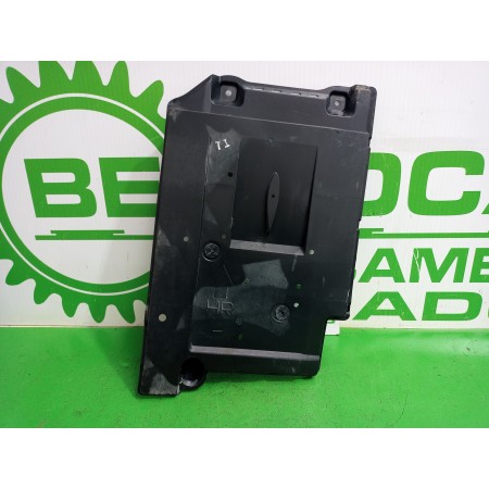 Recambio de cubrecarter para toyota auris touring sports (e18) active referencia OEM IAM 5816802050  