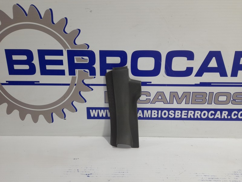 Recambio de molduras para suzuki swift berlina (mz) 1.3 16v cat referencia OEM IAM 76162-63J0  