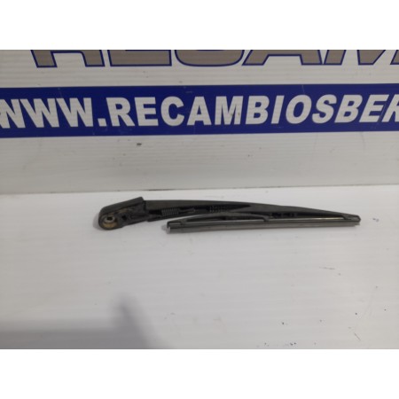 Recambio de brazo limpia trasero para suzuki swift berlina (mz) 1.3 16v cat referencia OEM IAM 3882163J00000  