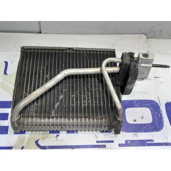 Recambio de radiador interior aire acondicionado para ssangyong kyron 2.0 xdi referencia OEM IAM 615065A100  