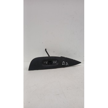 MANDO ELEVALUNAS DELANTERO DERECHO 254114CE0A 