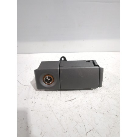 Recambio de cenicero para opel zafira a monospace (t98) 2.0 dti 16v (f75) referencia OEM IAM 090589659  