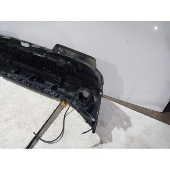 Recambio de paragolpes delantero para land rover discovery 4 tdv6 hse referencia OEM IAM AH2217F003AB  