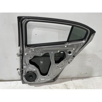 Recambio de puerta trasera derecha para mazda 3 lim. () center-line referencia OEM IAM BHY07202XF  