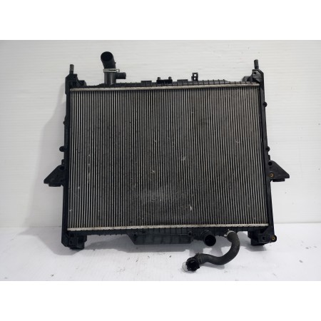 Recambio de radiador agua para land rover discovery 4 tdv6 hse referencia OEM IAM LR015561  