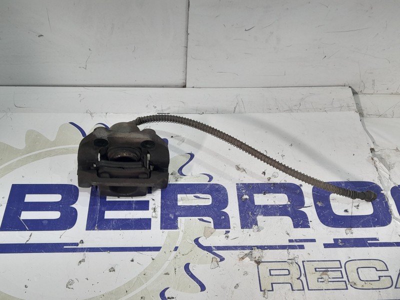 Recambio de pinza de freno trasera izquierda para ssangyong kyron 2.0 xdi referencia OEM IAM 4841009000  