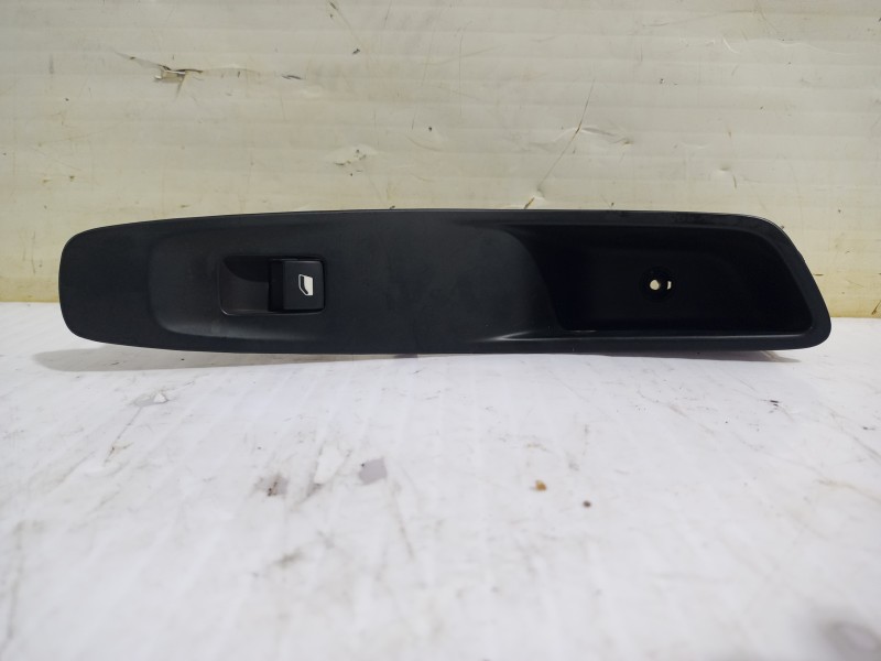 Recambio de mando elevalunas delantero derecho para opel grandland x design line referencia OEM IAM 60936J01  