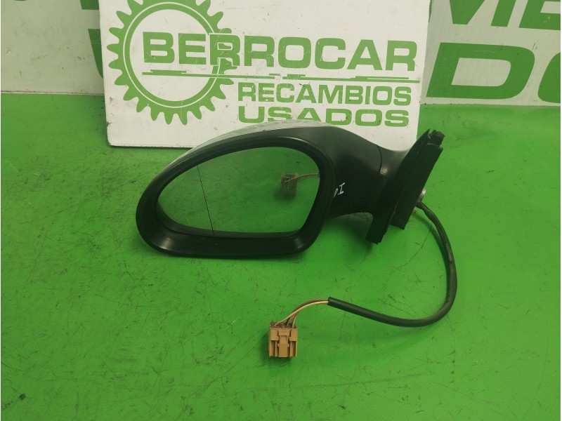 Recambio de retrovisor izquierdo. para seat ibiza (6l1) 1.9 tdi referencia OEM IAM E9014142  