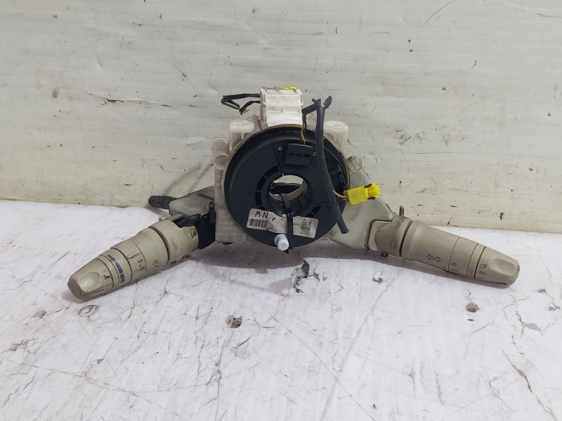 Recambio de mando multifuncion para nissan micra (k12e) sport referencia OEM IAM 25560AX792  