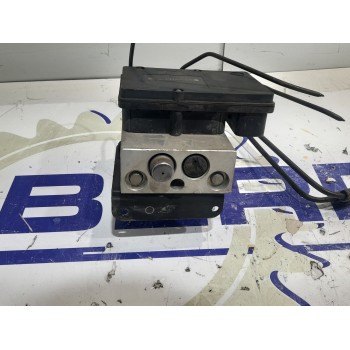 Recambio de abs para ssangyong kyron 2.0 xdi referencia OEM IAM 48940-09300  