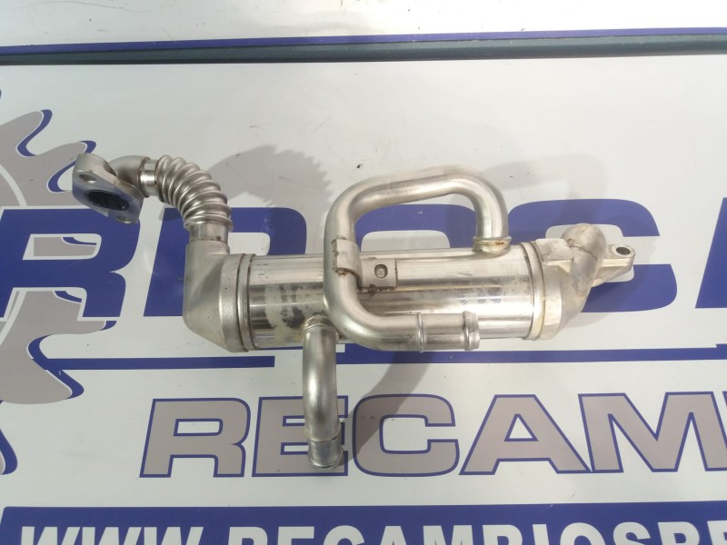 Recambio de enfriador egr para kia sorento 2.5 crdi referencia OEM IAM 284804A470  