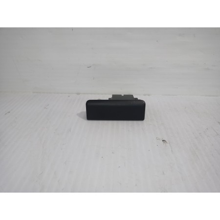 Recambio de cenicero para land rover discovery 4 tdv6 hse referencia OEM IAM 5H2219C065AA  