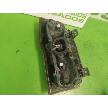 Recambio de piloto trasero derecho para ford transit courier ambiente referencia OEM IAM ET7613404AF  