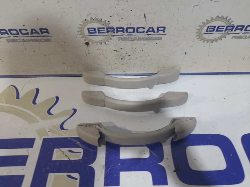 Recambio de agarraderas para peugeot 207 1.4 referencia OEM IAM 9650189677  