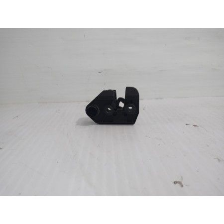 Recambio de cerradura maletero / porton para land rover discovery 4 tdv6 hse referencia OEM IAM 51247016047  