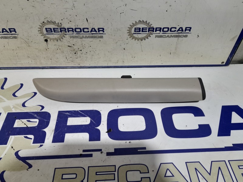 Recambio de parasol derecho para citroën c4 grand picasso referencia OEM IAM 96848052  