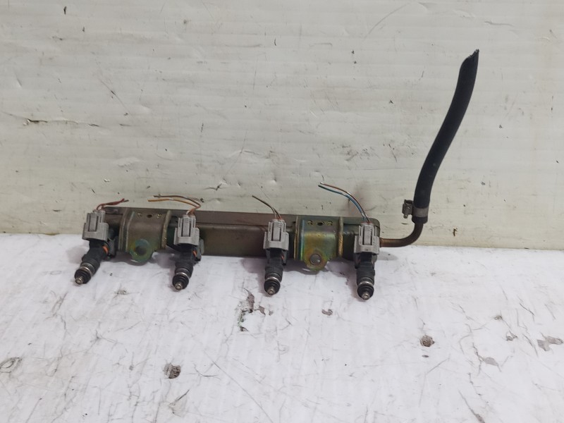 Recambio de rampa inyectora para nissan micra (k12e) sport referencia OEM IAM 17520AX010  