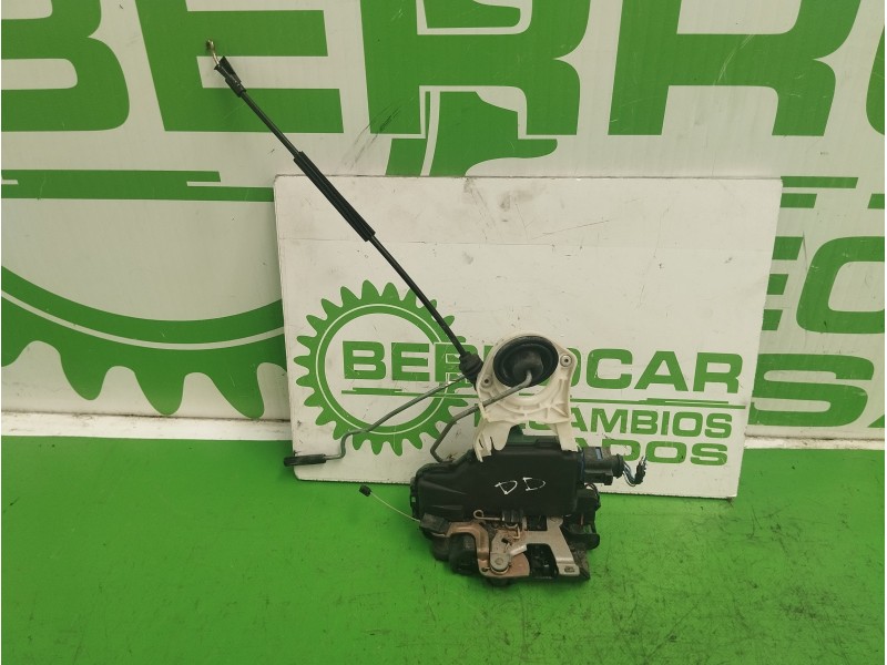 Recambio de cerradura puerta delantera derecha para seat ibiza (6l1) 1.9 tdi referencia OEM IAM 3B1837016CC  