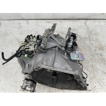 Recambio de caja cambios para mazda 3 lim. () center-line referencia OEM IAM D60403000  