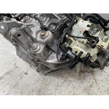 Recambio de caja cambios para mazda 3 lim. () center-line referencia OEM IAM D60403000  