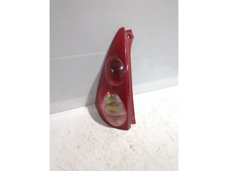 Recambio de piloto trasero izquierdo para peugeot 107 (pm_, pn_) 1.4 hdi referencia OEM IAM 6350X6  