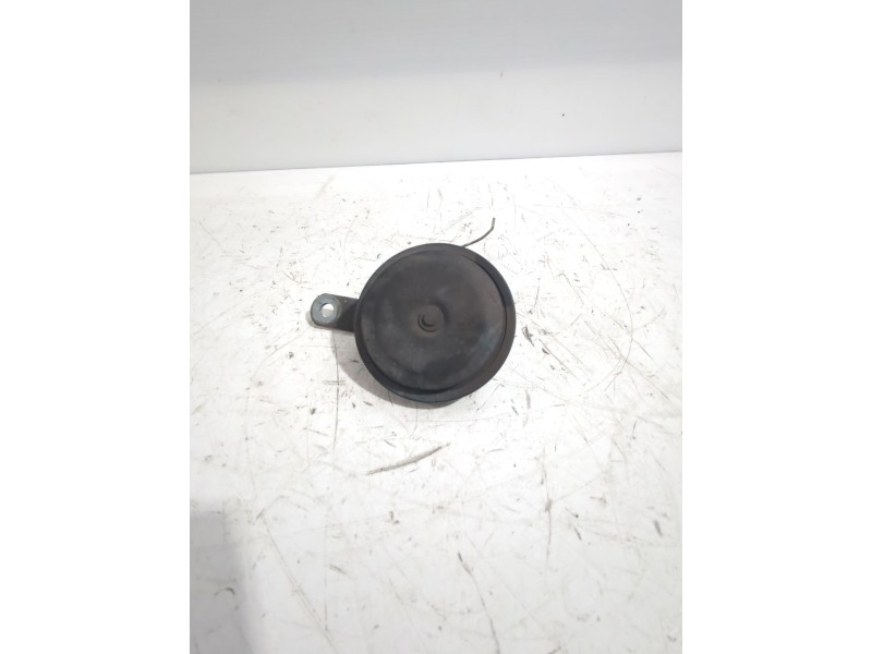 Recambio de claxon para peugeot 107 (pm_, pn_) 1.4 hdi referencia OEM IAM 6236N2  