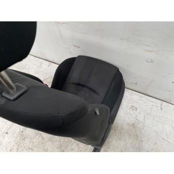 Recambio de asiento delantero derecho para mazda 3 lim. () center-line referencia OEM IAM BJE388680  
