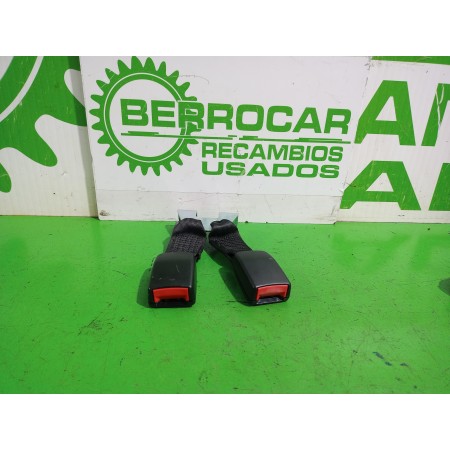 Recambio de enganche cinturon para ford fiesta (cbk) ambiente referencia OEM IAM 1473757  